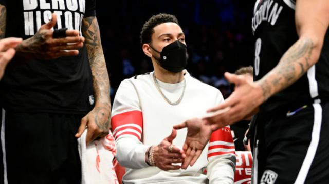 西蒙斯注定无缘战旧主 三月能否复出也成未知数